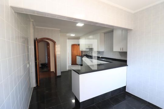 Cozinha de apartamento para alugar com 4 quartos, 216m² em Tatuapé, São Paulo