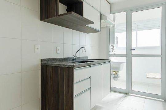 Cozinha de apartamento para alugar com 3 quartos, 70m² em Água Branca, São Paulo