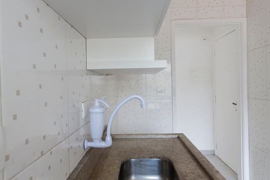 Cozinha de apartamento para alugar com 2 quartos, 56m² em Vila Monte Alegre, São Paulo