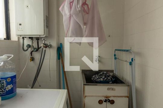 Área de Serviço de apartamento para alugar com 3 quartos, 90m² em Pinheiros, São Paulo