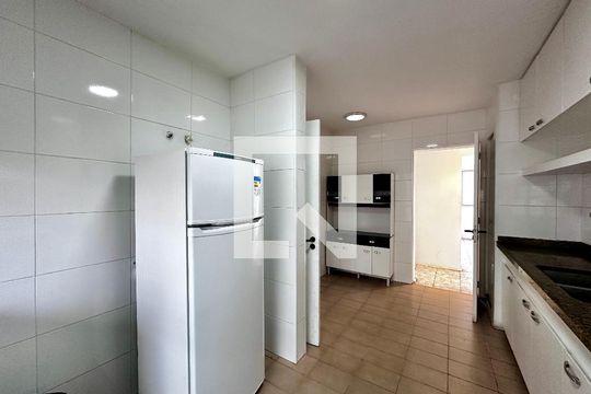 Cozinha de apartamento à venda com 3 quartos, 110m² em Cidade Monções, São Paulo