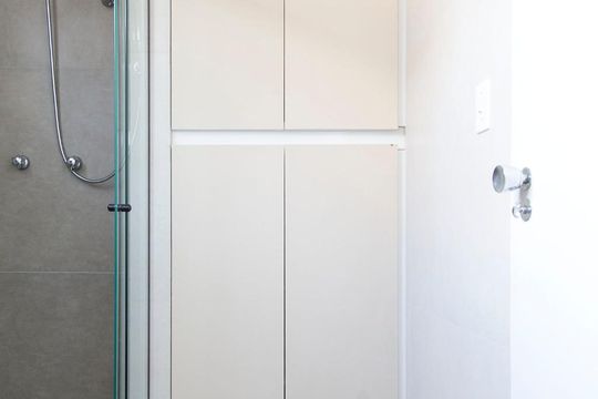 Banheiro de apartamento à venda com 3 quartos, 143m² em Cerqueira César, São Paulo