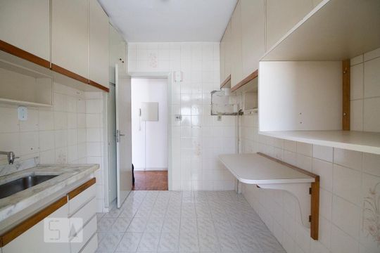 Cozinha de apartamento para alugar com 2 quartos, 70m² em Vila Mariana, São Paulo