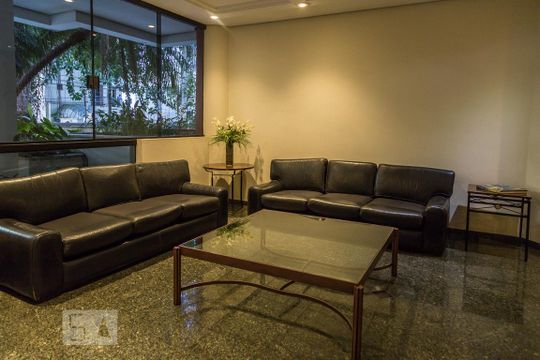 Hall de entrada de apartamento para alugar com 1 quarto, 40m² em Vila Nova Conceição, São Paulo