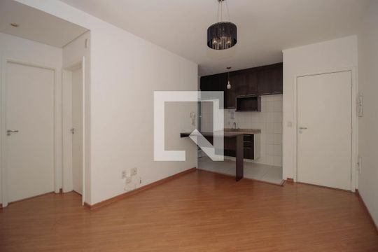 Sala de apartamento à venda com 2 quartos, 60m² em Pinheiros, São Paulo