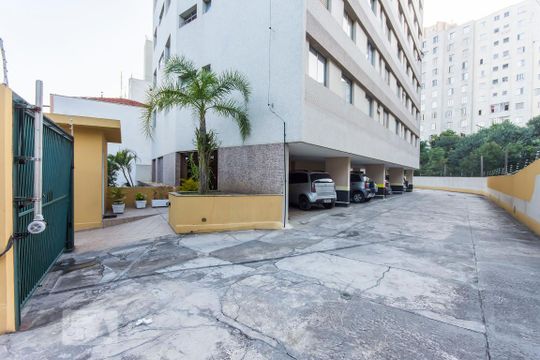 Fachada de apartamento para alugar com 1 quarto, 40m² em Perdizes, São Paulo