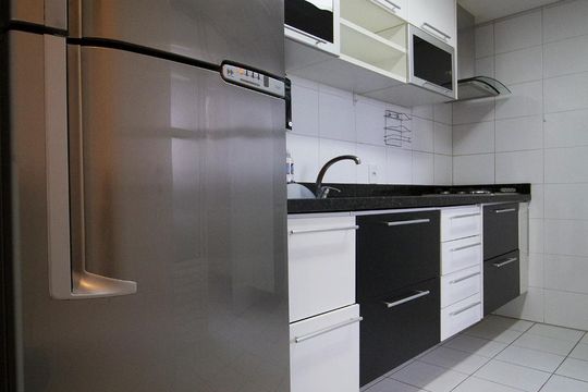 Cozinha de apartamento para alugar com 2 quartos, 74m² em Bosque da Saúde, São Paulo