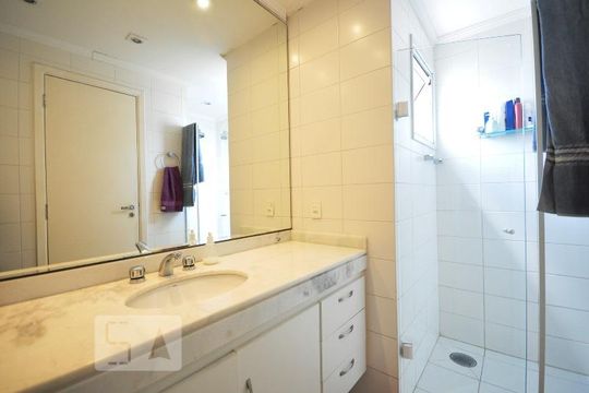 Banheiro Suíte de apartamento para alugar com 3 quartos, 150m² em Parque Colonial, São Paulo