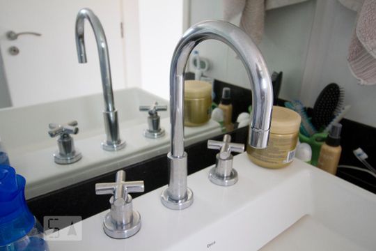 Pia de apartamento para alugar com 1 quarto, 75m² em Cerqueira César, São Paulo