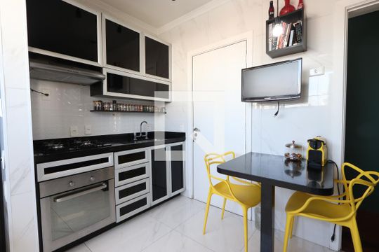 Cozinha de apartamento para alugar com 3 quartos, 103m² em Vila Mariana, São Paulo