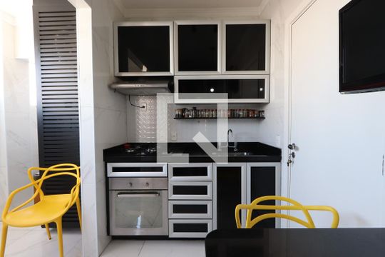 Cozinha de apartamento para alugar com 3 quartos, 103m² em Vila Mariana, São Paulo