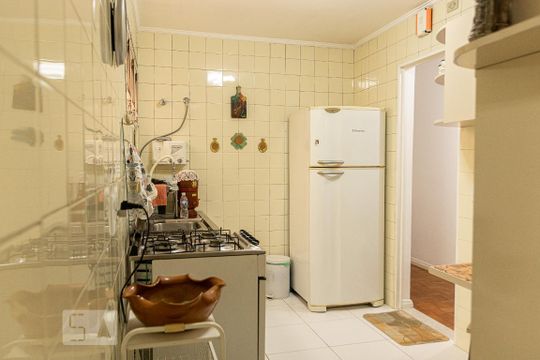Cozinha de apartamento à venda com 2 quartos, 74m² em Santa Cecília, São Paulo