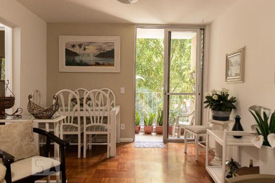 Sala de apartamento à venda com 2 quartos, 74m² em Santa Cecília, São Paulo