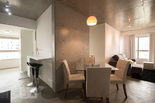 Apartamento à venda com 2 quartos, 70m² em Santo Amaro, São Paulo