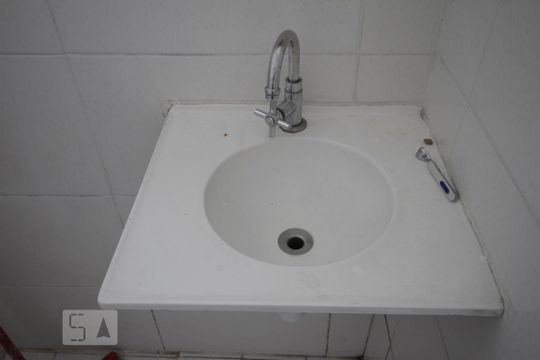 Banheiro de kitnet/studio à venda com 1 quarto, 30m² em Centro, São Paulo