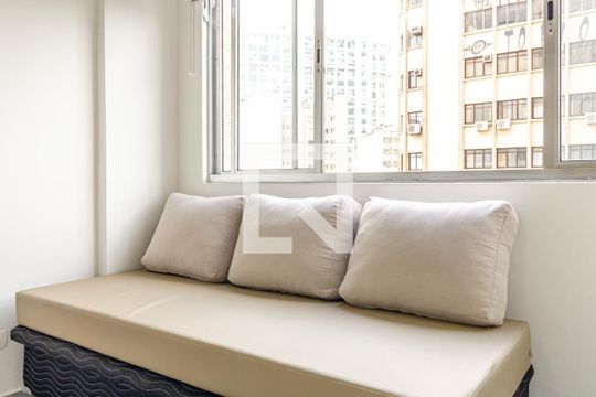 Studio de kitnet/studio para alugar com 1 quarto, 30m² em Centro, São Paulo