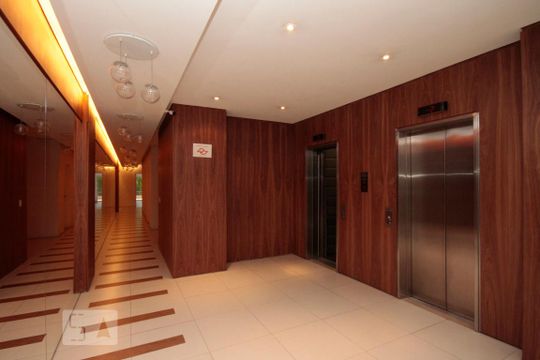Hall Social de apartamento para alugar com 1 quarto, 40m² em Centro, São Paulo