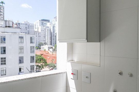 Área de serviço de apartamento para alugar com 2 quartos, 60m² em Consolação, São Paulo