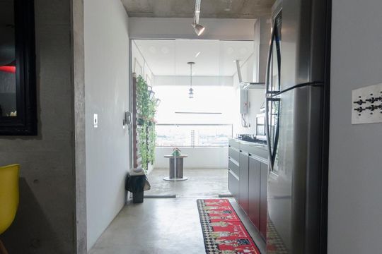 cozinha de apartamento para alugar com 2 quartos, 70m² em Carandiru, São Paulo