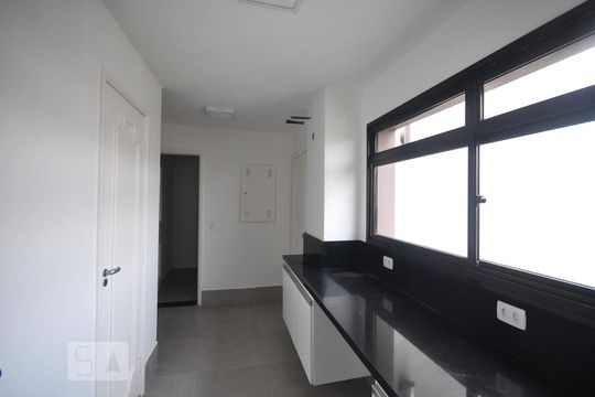 área de serviço de apartamento à venda com 3 quartos, 138m² em Vila Andrade, São Paulo