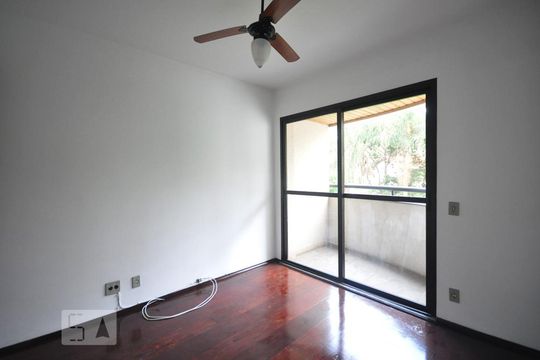 sala de apartamento à venda com 1 quarto, 35m² em Vila Suzana, São Paulo