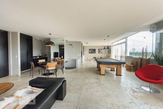 Apartamento para alugar com 4 quartos, 320m² em Sumaré, São Paulo