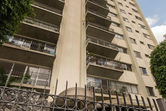 Fachada de apartamento para alugar com 4 quartos, 320m² em Sumaré, São Paulo