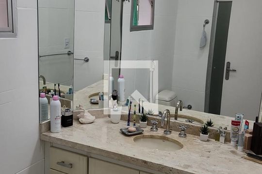 Apartamento à venda com 2 quartos, 72m² em Vila Nova Conceição, São Paulo