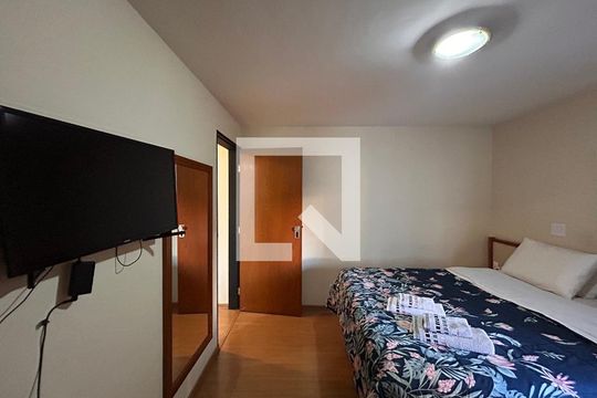 Quarto de apartamento para alugar com 1 quarto, 50m² em Campo Belo, São Paulo