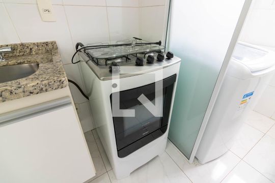 Cozinha de apartamento para alugar com 1 quarto, 38m² em Vila Cruzeiro, São Paulo
