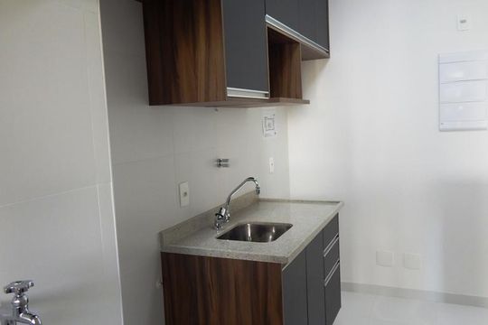 Cozinha de apartamento para alugar com 1 quarto, 41m² em Centro, São Paulo