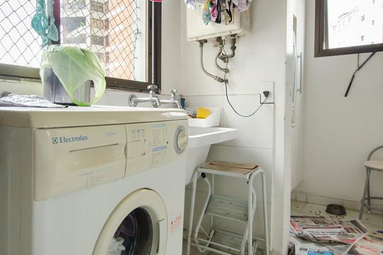 Área de serviço de apartamento para alugar com 4 quartos, 367m² em Vila Morumbi, São Paulo