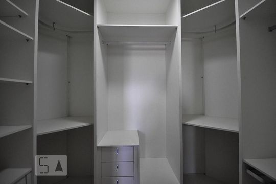 closet de apartamento à venda com 3 quartos, 211m² em Vila Morumbi, São Paulo