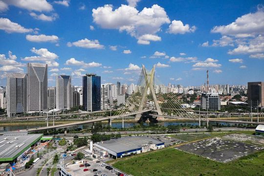 Apartamento à venda com 3 quartos, 211m² em Vila Morumbi, São Paulo