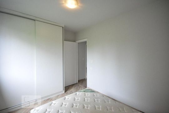 quarto 2 de apartamento para alugar com 2 quartos, 65m² em Vila Olímpia, São Paulo