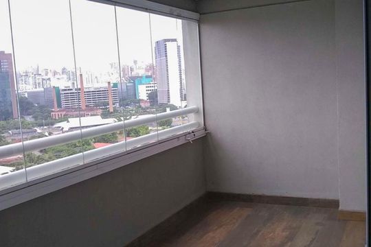 Varanda de apartamento para alugar com 2 quartos, 66m² em Parque Industrial Tomas Edson, São Paulo