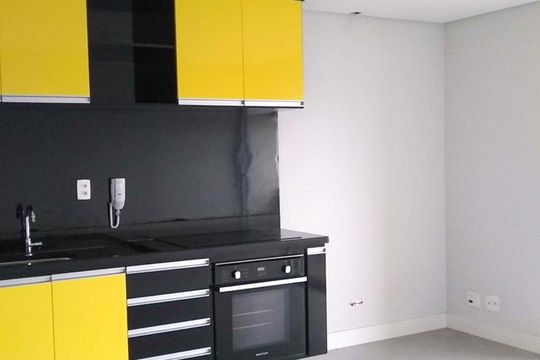 Cozinha - Armários de apartamento para alugar com 2 quartos, 66m² em Parque Industrial Tomas Edson, São Paulo