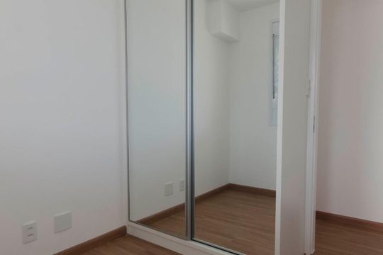 Quarto 1  de apartamento para alugar com 2 quartos, 62m² em Vila Ipojuca, São Paulo