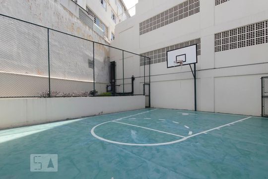 Quadra de apartamento para alugar com 2 quartos, 62m² em Vila Ipojuca, São Paulo