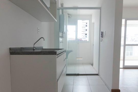 Cozinha de apartamento para alugar com 2 quartos, 62m² em Vila Ipojuca, São Paulo