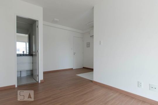 Sala de apartamento para alugar com 2 quartos, 62m² em Vila Ipojuca, São Paulo