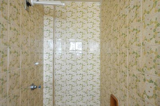 banheiro de apartamento para alugar com 2 quartos, 57m² em Cidade Monções, São Paulo