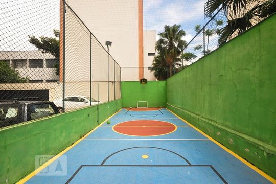 quadra de apartamento para alugar com 2 quartos, 57m² em Cidade Monções, São Paulo