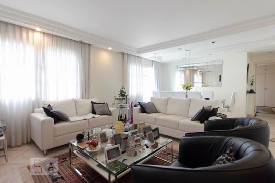 Sala de apartamento à venda com 3 quartos, 115m² em Pacaembu, São Paulo