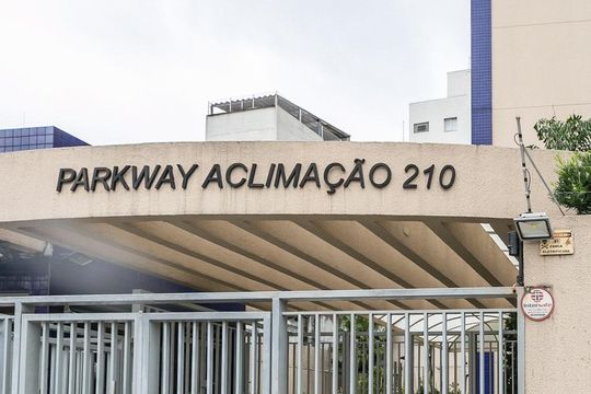 Fachada de apartamento à venda com 2 quartos, 65m² em Aclimação, São Paulo