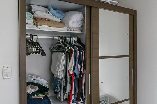 Armário do Quarto de apartamento à venda com 1 quarto, 28m² em Bela Vista, São Paulo