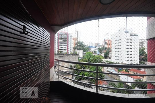 varanda de apartamento à venda com 2 quartos, 67m² em Real Parque, São Paulo