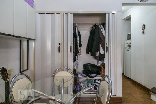 Armário de kitnet/studio à venda com 1 quarto, 31m² em Vila Buarque, São Paulo
