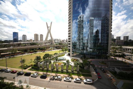 Vista  de kitnet/studio à venda com 1 quarto, 62m² em Cidade Monções, São Paulo