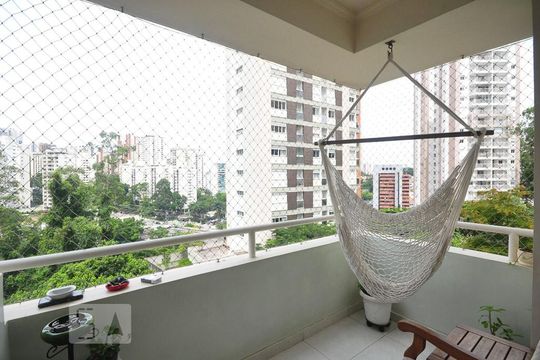 Apartamento à venda com 3 quartos, 94m² em Vila Suzana, São Paulo